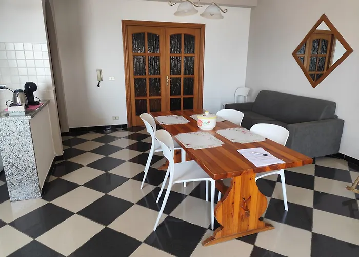 Aparthotel Villamargherita 3*